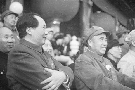 在開國大典上.jpeg
