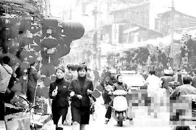 南后街曾是花燈一條街。.jpeg